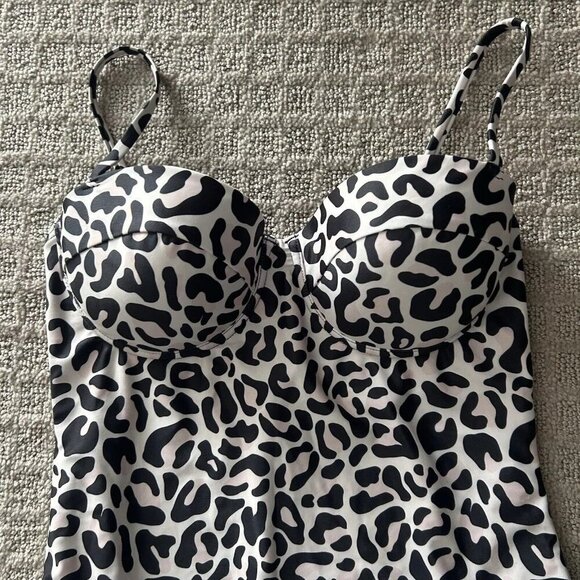 Caitlin Covington Pink Lilly One Piece Swimsuit Cheetah Black Pink White Large L - Picture 2 of 8